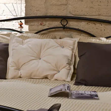 Borgo Del Capitolo 3*